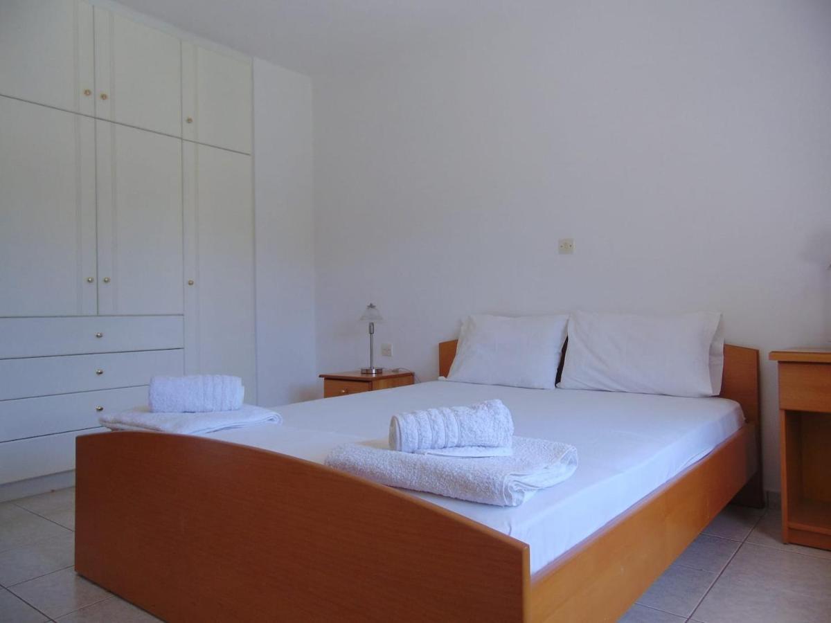 Small Theater Apartment Epidaurus Zewnętrze zdjęcie