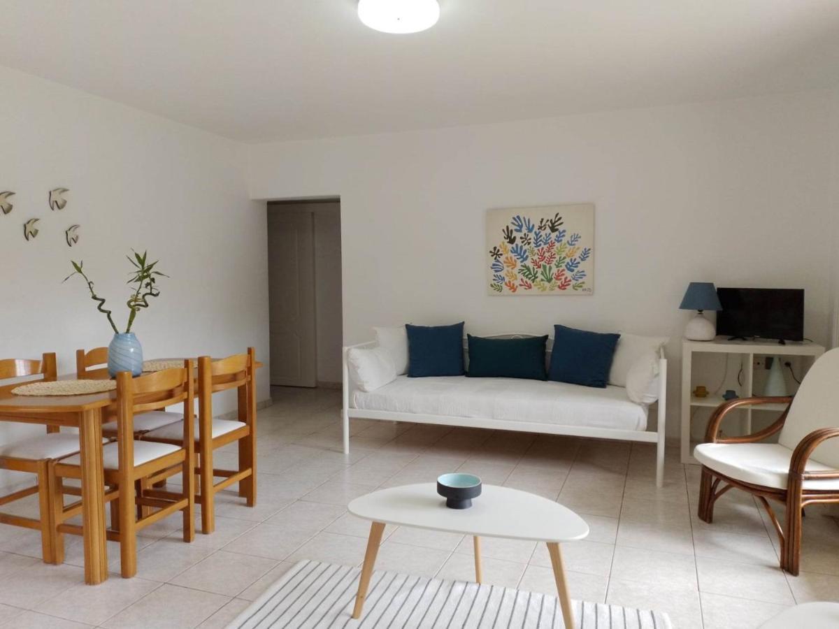 Small Theater Apartment Epidaurus Zewnętrze zdjęcie